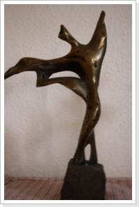 Tanz des Lebens, Bronzegu&szlig;