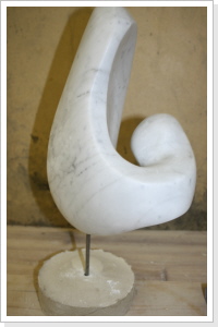 ohne Titel, Carrara-Moarmor